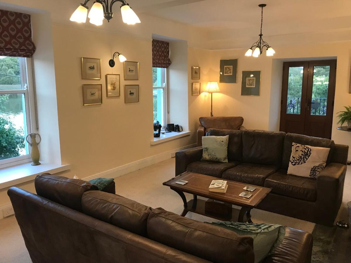 Riverbank House Bed And Breakfast Innishannon Exteriör bild