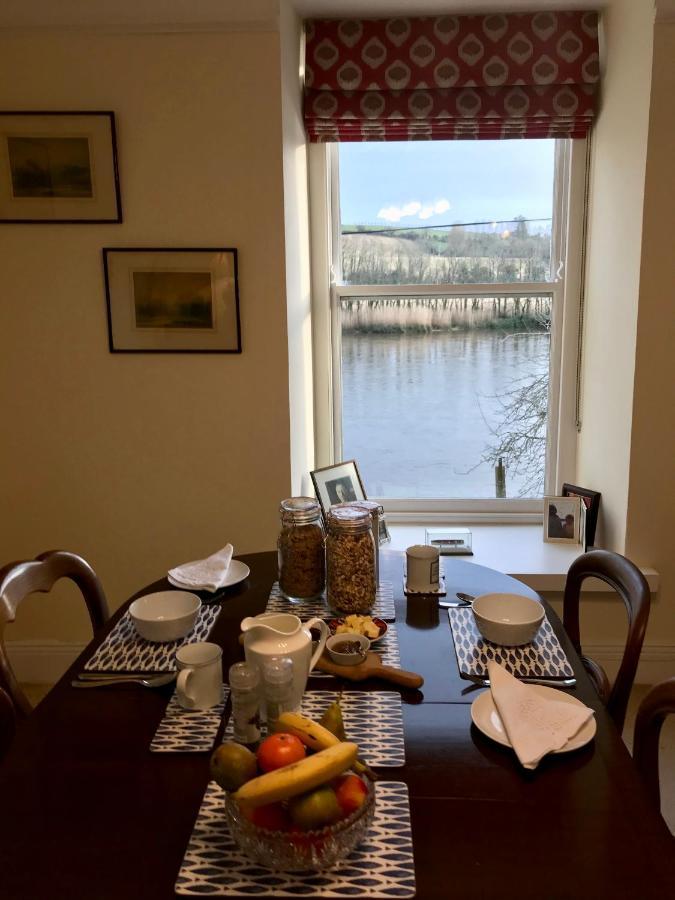 Riverbank House Bed And Breakfast Innishannon Exteriör bild
